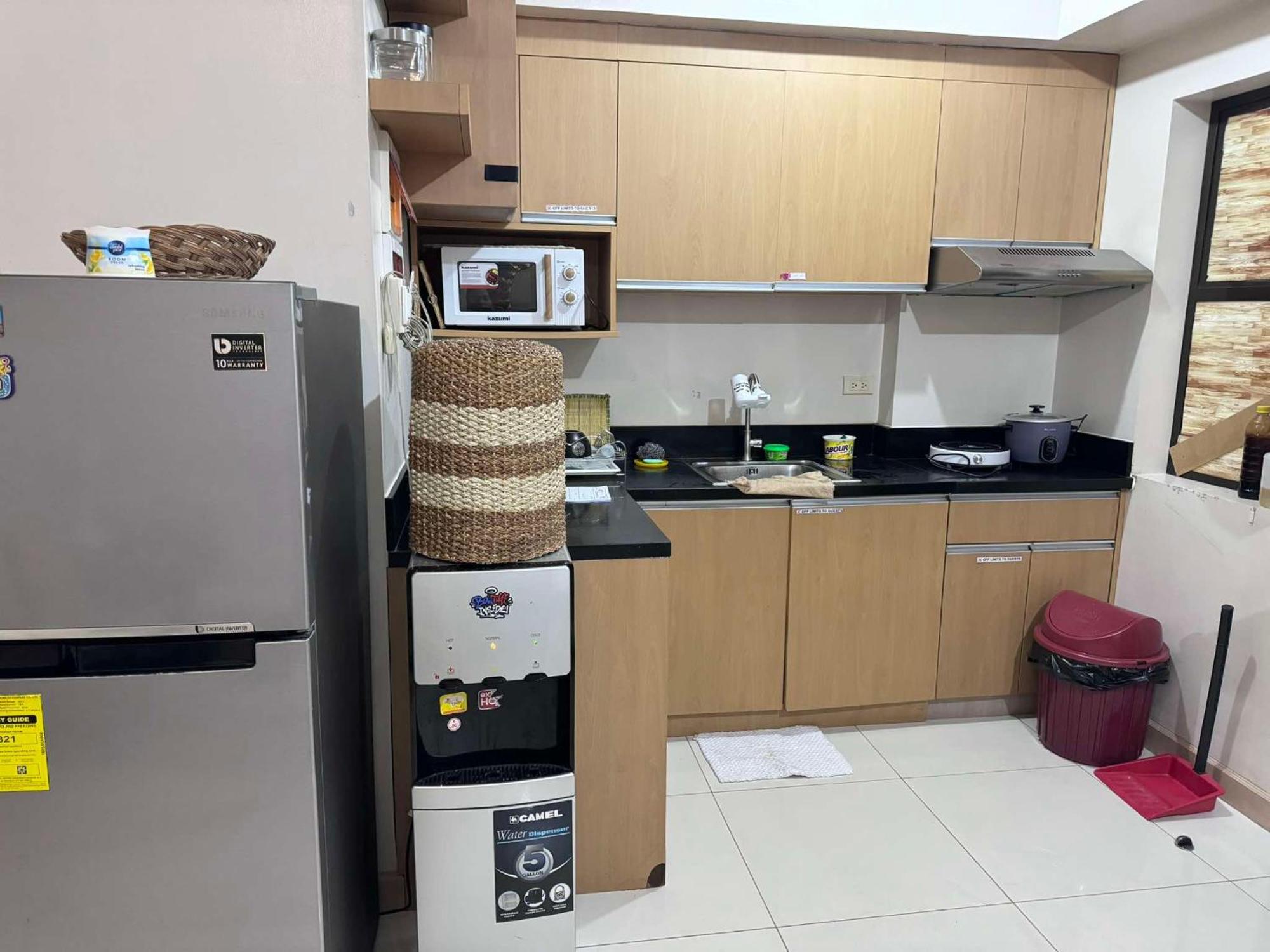 Vittoria Suites At Northpoint Pines Estate ダバオ　シティ エクステリア 写真