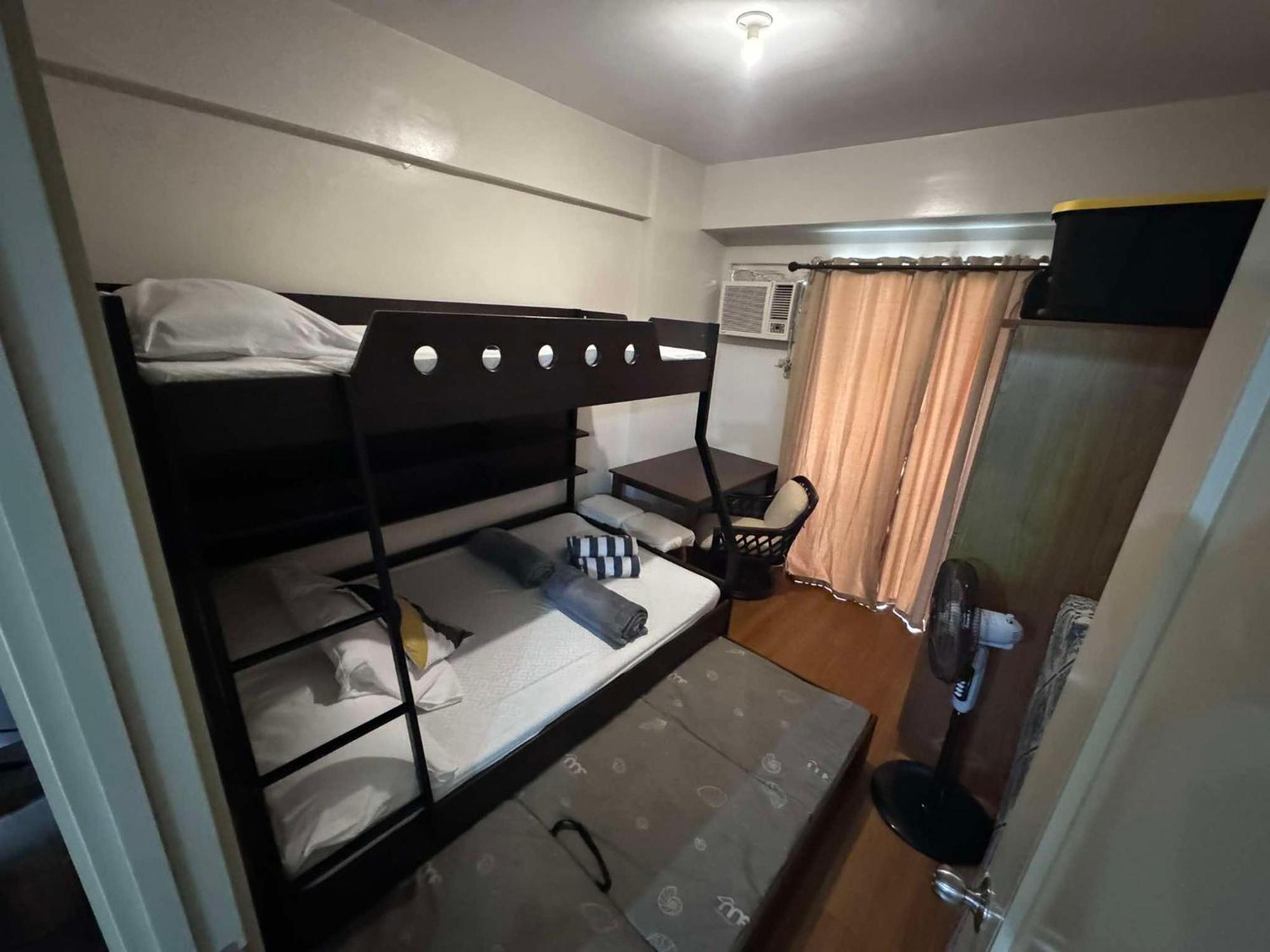 Vittoria Suites At Northpoint Pines Estate ダバオ　シティ エクステリア 写真